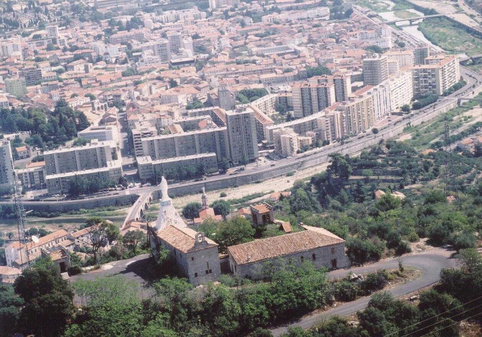 Vues aériennes d'Alès