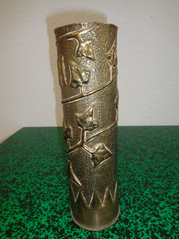 Douille d'obus gravée " Verdun "