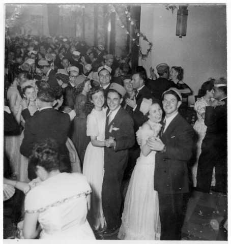 Alès. Bal de la soie dans les salons de la Chambre de Commerce