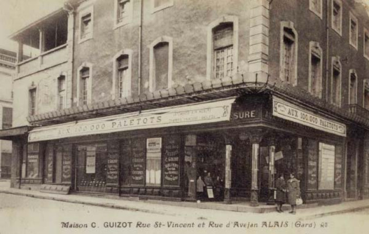 Maison C. Guizot " Aux 100 000 paletots ", 10 rue d'Avéjan et rue Saint Vincent