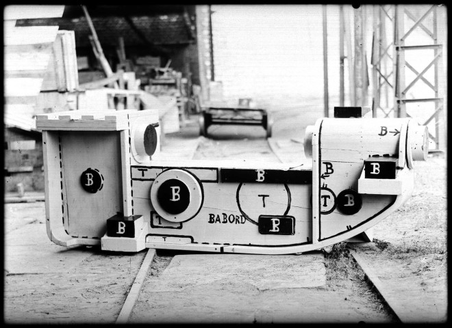 Modèles de mâchoires pour appareil à gouvernail