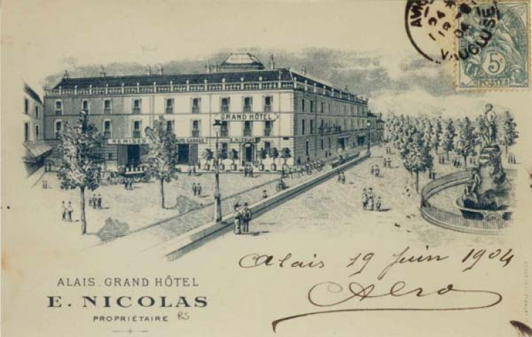 Grand Hôtel, place de la République, la Chaussée