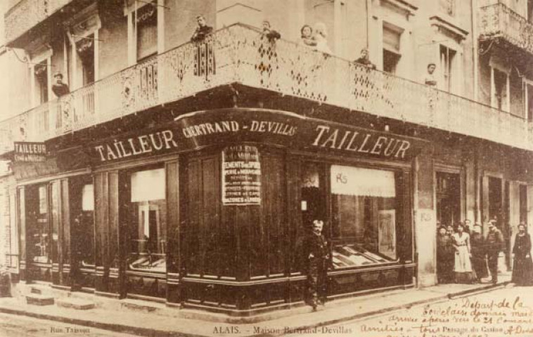 Bertrand-Deville tailleur, 8 rue Taisson