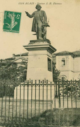 Statue Jean-Baptiste Dumas