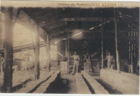 Intérieur des ateliers de l'usine de carrelages de Louis Ginoux, 84 route d'Alsace