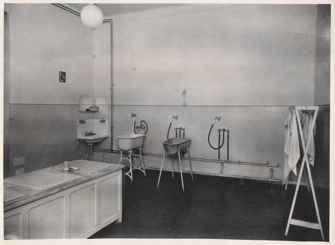 Salle de change à la crèche municipale