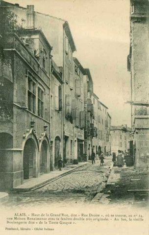 Haut de la Grand'Rue dite rue droite
