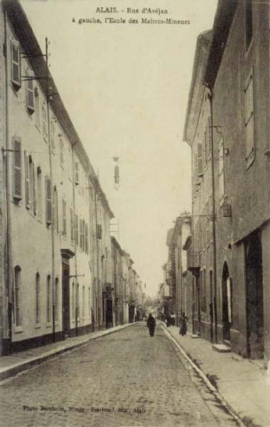 Rue d'Avéjan, école des Mines