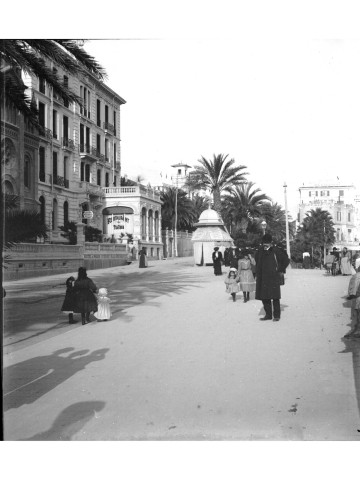 San Remo (Italie) : Hôtel de Paris - Avenue de la gare