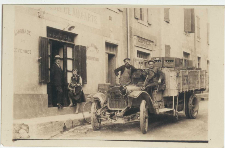 Café des Beaux-Arts, 11 rue Pressensé à Tamaris