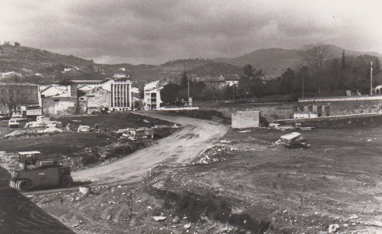 Chantier quartier de la Rotonde avant la construction de la Sous-Préfecture