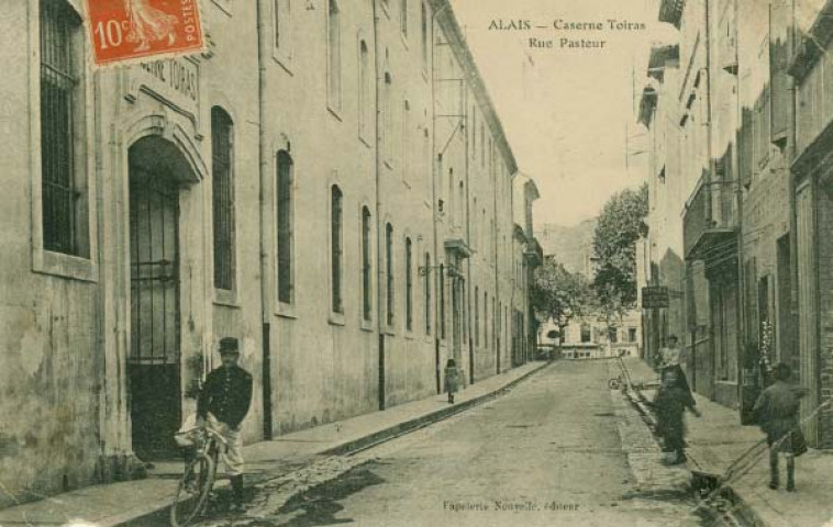 Caserne Thoiras, rue Pasteur