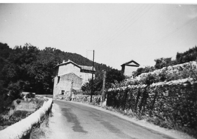 Maison Jamin, route de Saint-Jean-du-Pin, avant le pont Gisquet