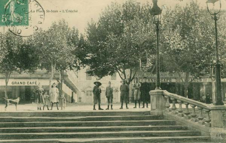 Place Saint-Jean et évêché