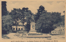 Statue Pasteur et monument aux morts