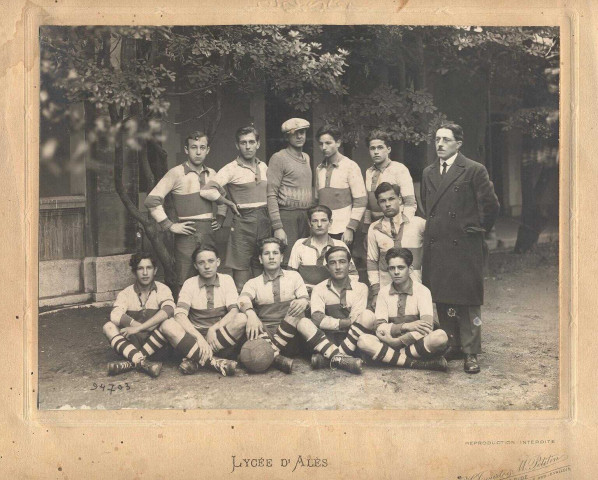 Lycée d’Alès : Photo des élèves de l'Association Sportive Lycéenne (A.S.L.)