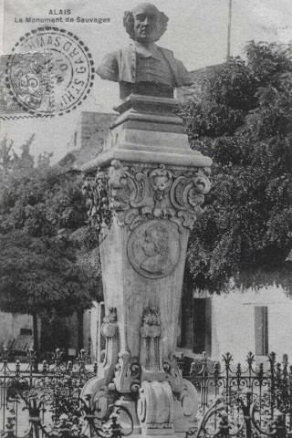 Statue de l'Abbé de Sauvages