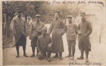 Groupe de prisonniers dont Louis Rivière, frère de Jules : Carte envoyée à ses cousins