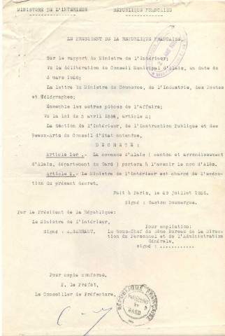 Décret relatif à la modification de l'orthographe du nom Alais, signé Gaston Doumergue