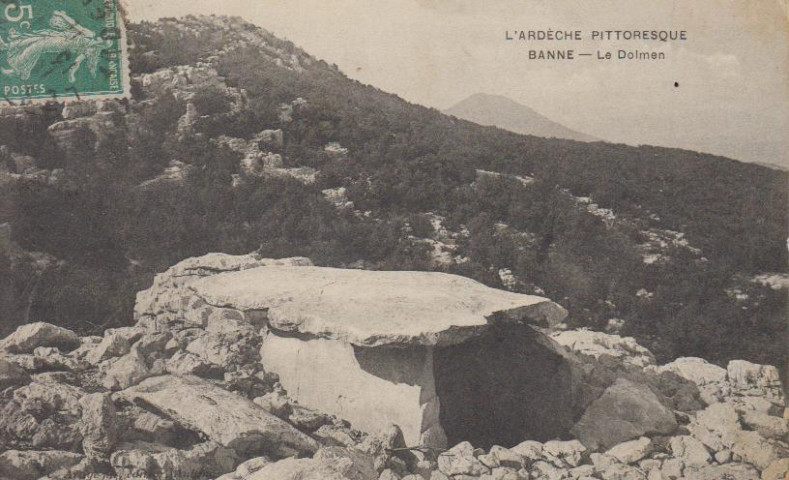 Le dolmen