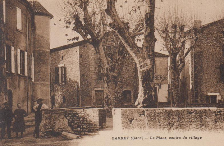 Place, centre du village